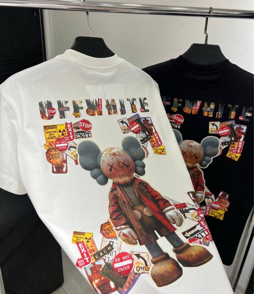 Tricouri off-white