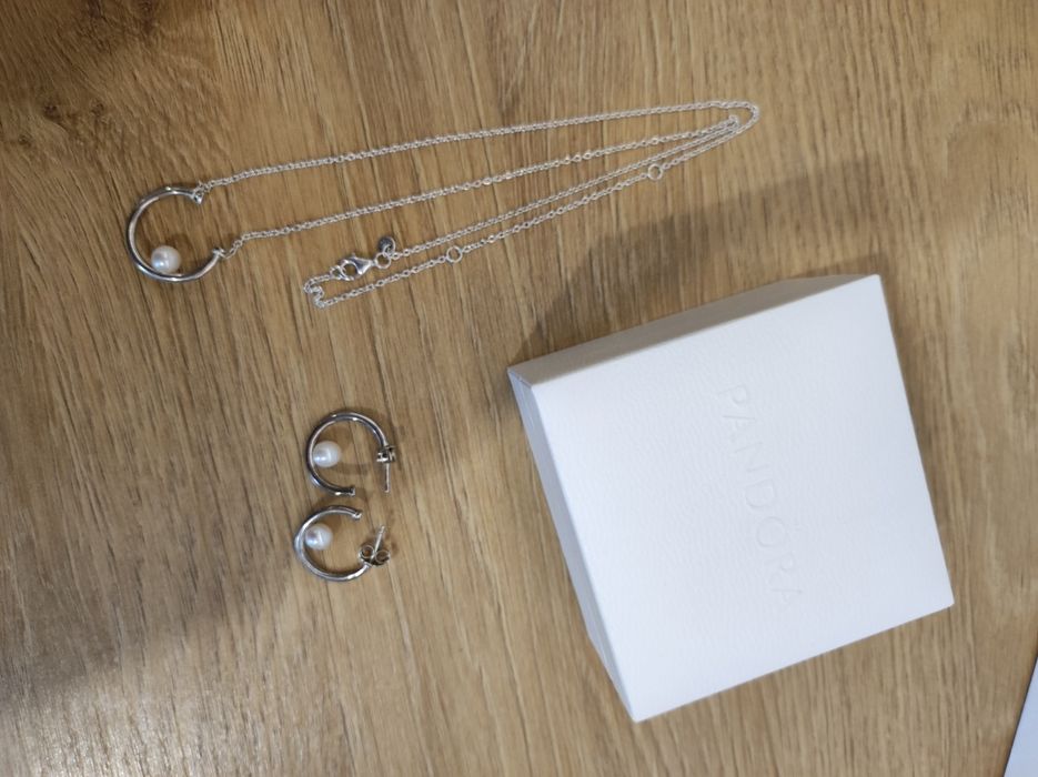 Pandora Сет обици и колие с перли