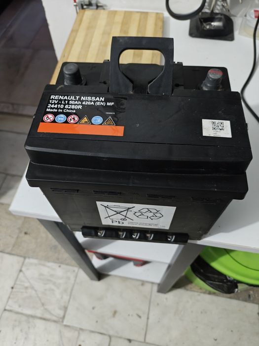 Acumulator/ baterie auto 12V 50Ah 420A