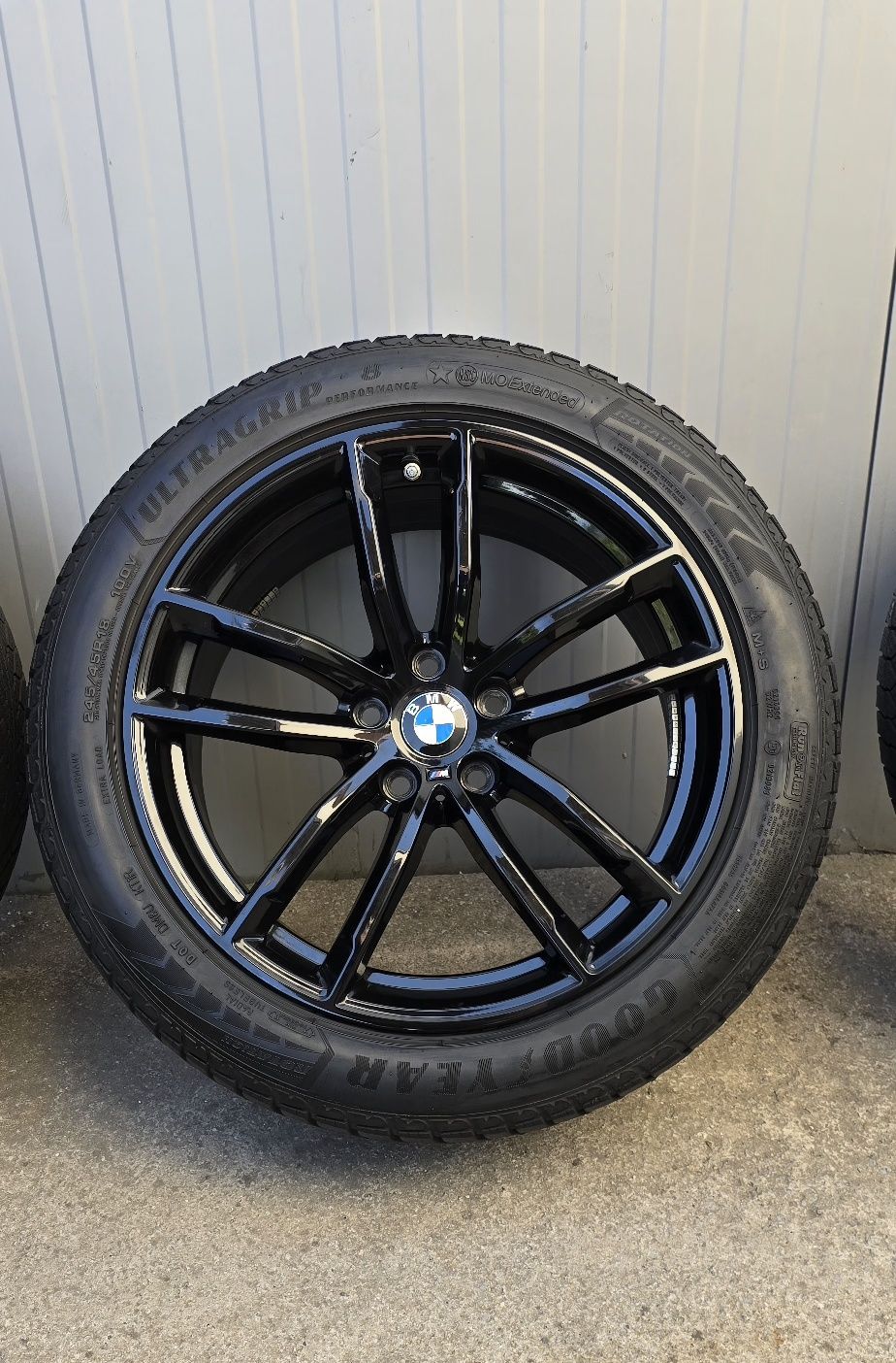 18 цола зимен комплект за BMW  5 серия G30 G31