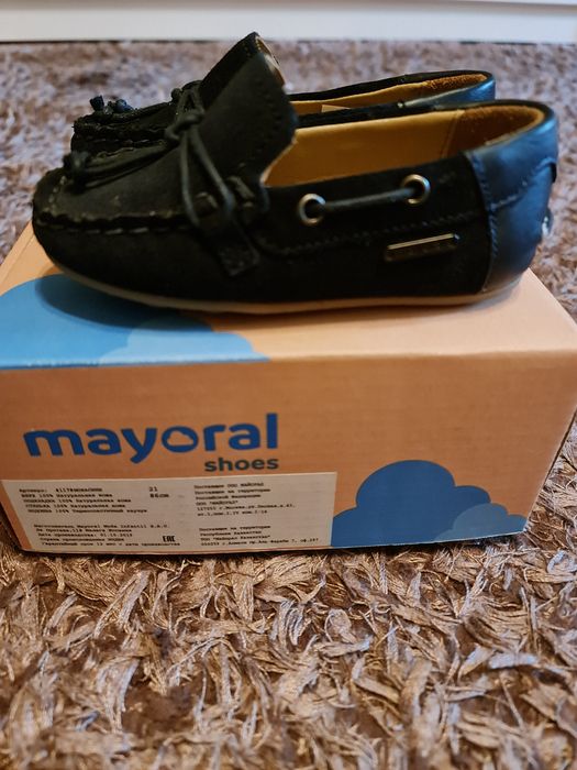 Vând mocasini Mayoral copii