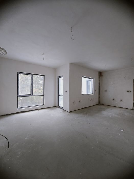 Продава се Тристаен апартамент в Велико Търново, Бузлуджа - 91 кв.м за 1250 €/кв.м - Снимка #3