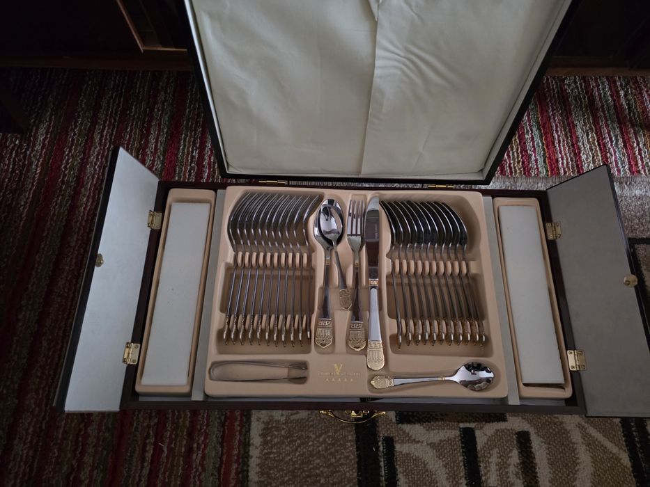 Нов комплект за хранене