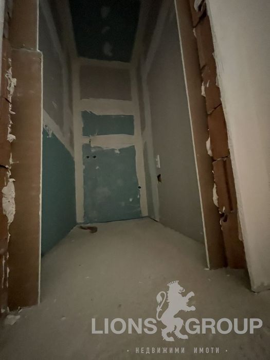 Продава се Тристаен апартамент в Варна, Възраждане 2 - 111 кв.м за 856 €/кв.м - Снимка #6