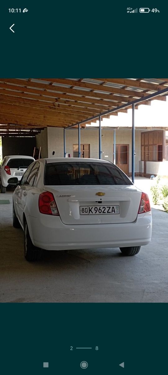 Lacetti 1.8 sotiladi