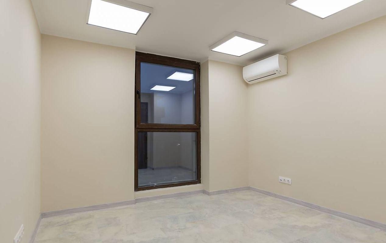 Дава се под наем Офис в Бургас, Зорница - 95 кв.м за 714 € - Снимка #2