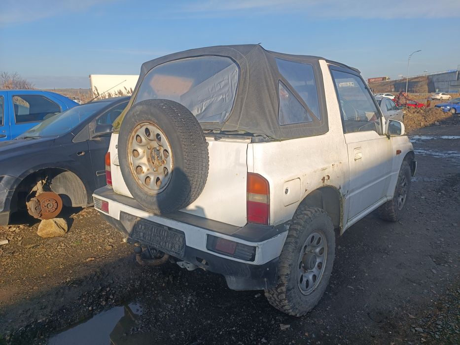 Dezmembram Suzuki Vitara, an 1992, motor  1.6b, 4x4