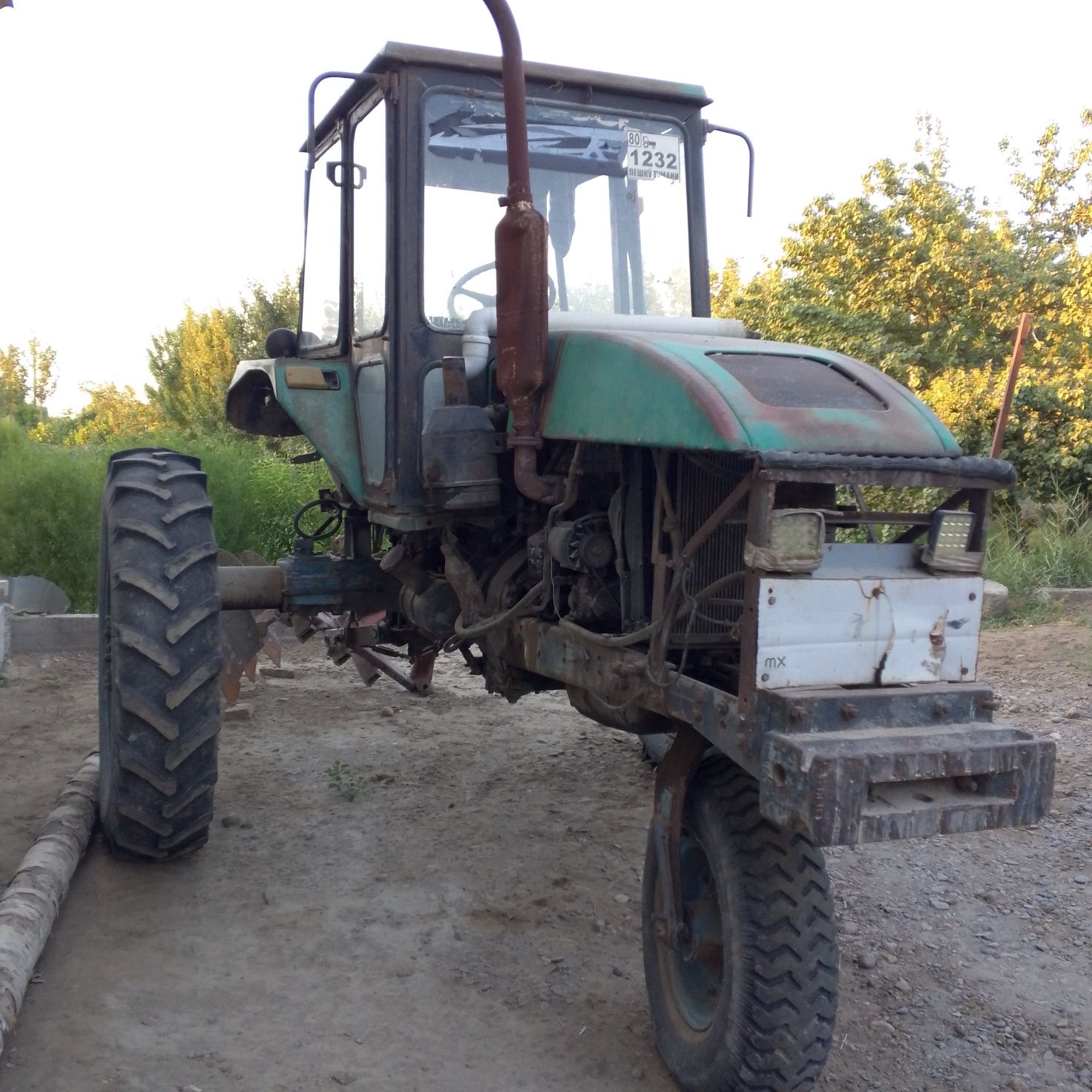 Traktor TTZ-80.10