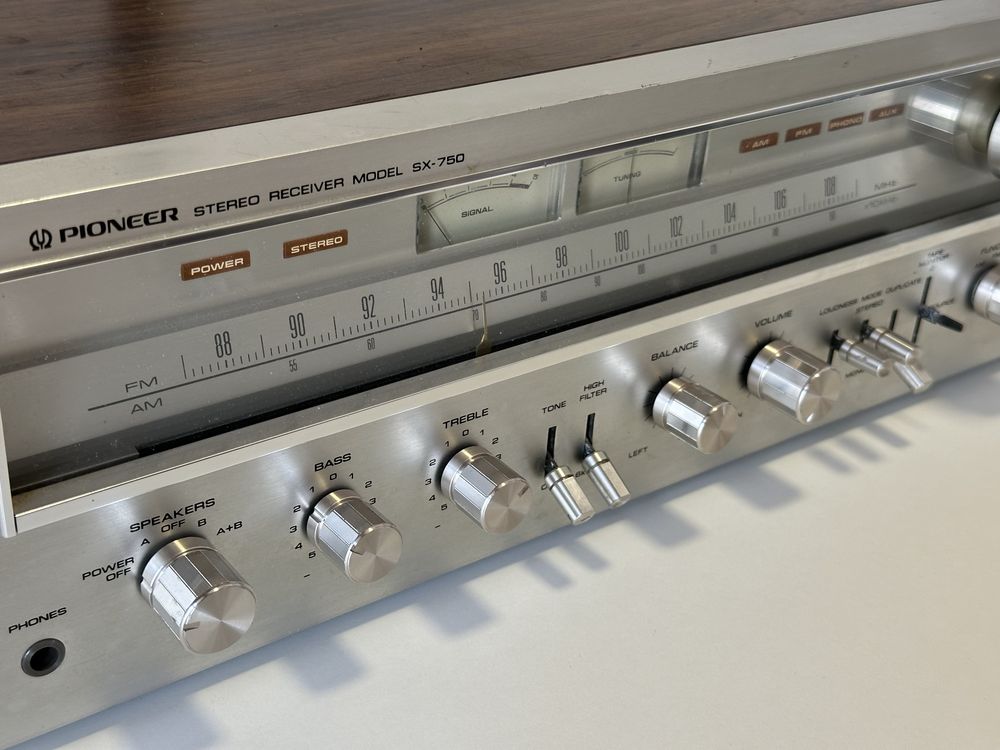 Amplificator Vintage Tuner Pioneer SX 750 Vintage HiFi Audio Lemn
