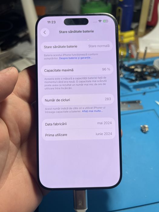 Iphone 15 pro titanium Black 128 Gb baterie 96%
