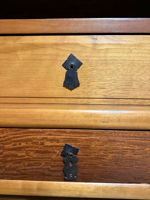 Dulap chinezesc foarte vechi din lemn de trandafir