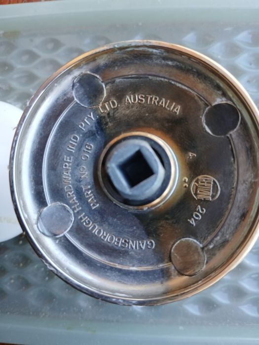 Manere usa portelan din Australia