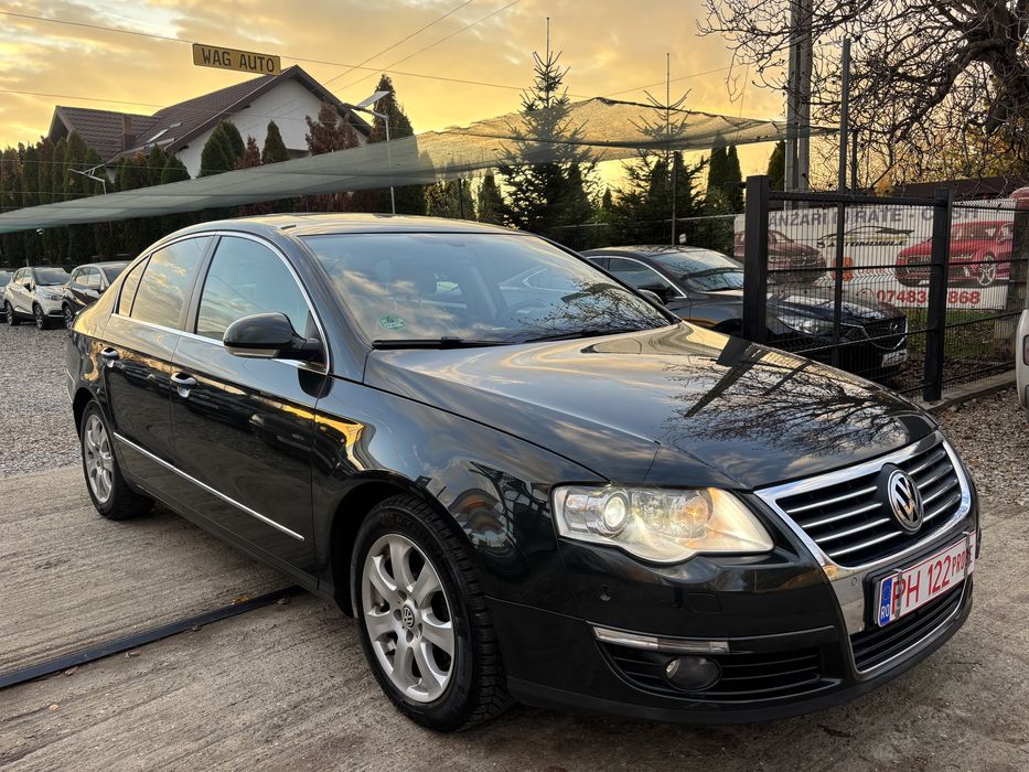 Passat 2.0TDI BMP 2008-11 navi padele RATE dynaudio trapa piele crem