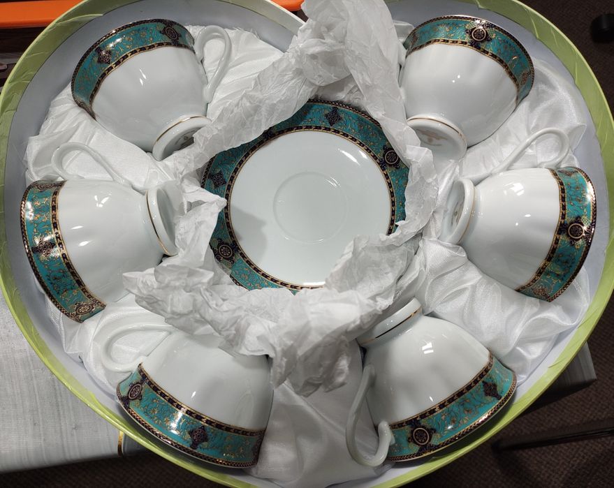 Продам чайный сервиз новый