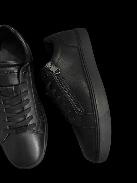 Calvin Klein Low top Lace up/w zip