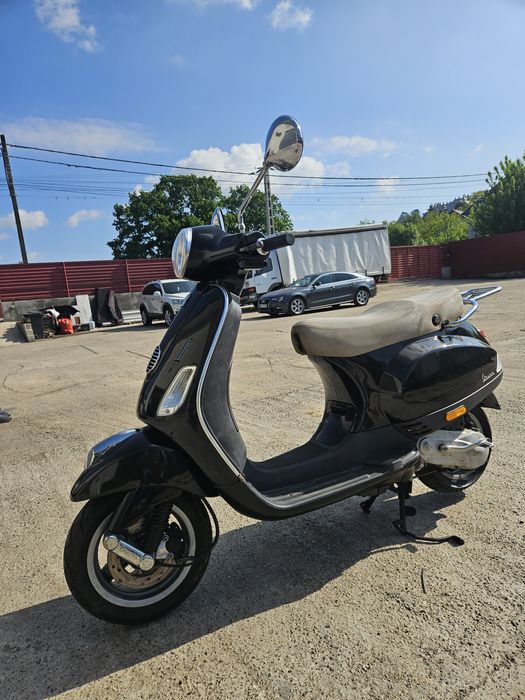 Scuter Vespa LX 2T 50 cmc