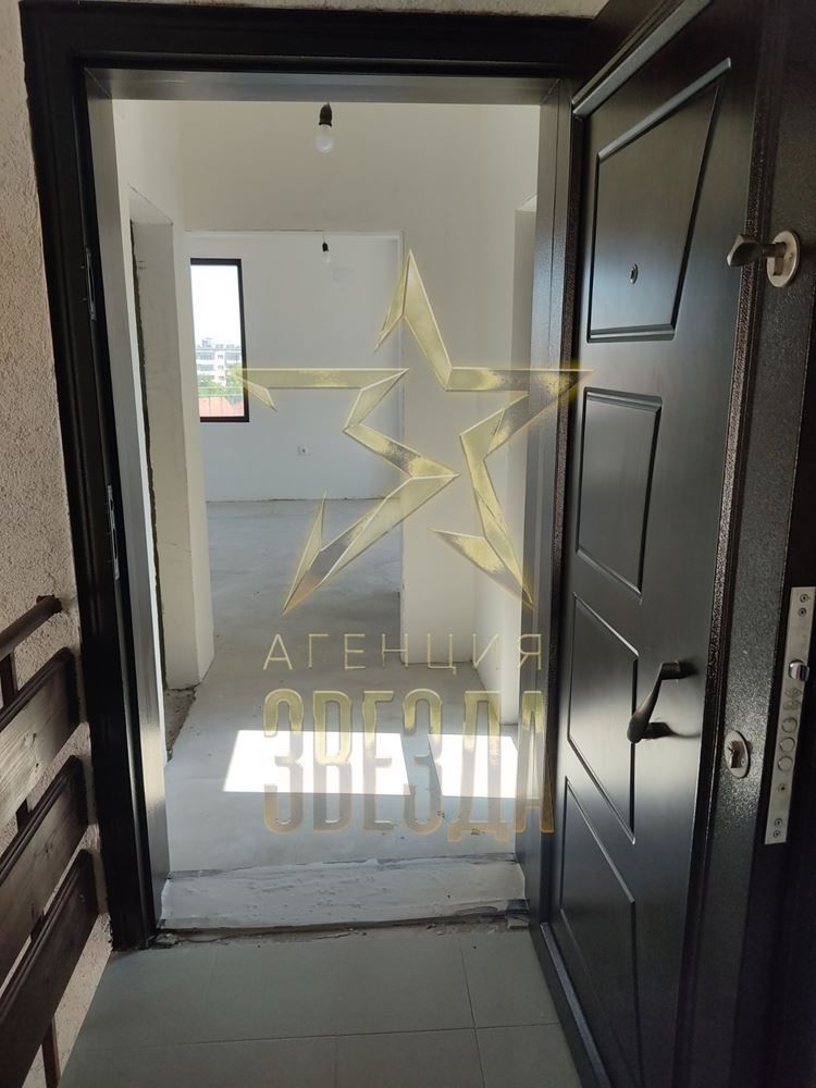 Продава се Двустаен апартамент в Пловдив, Старият град - 80 кв.м за 1875 €/кв.м - Снимка #1