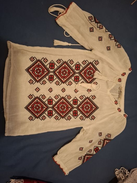 Ie fetita, varsta 4-6 ani