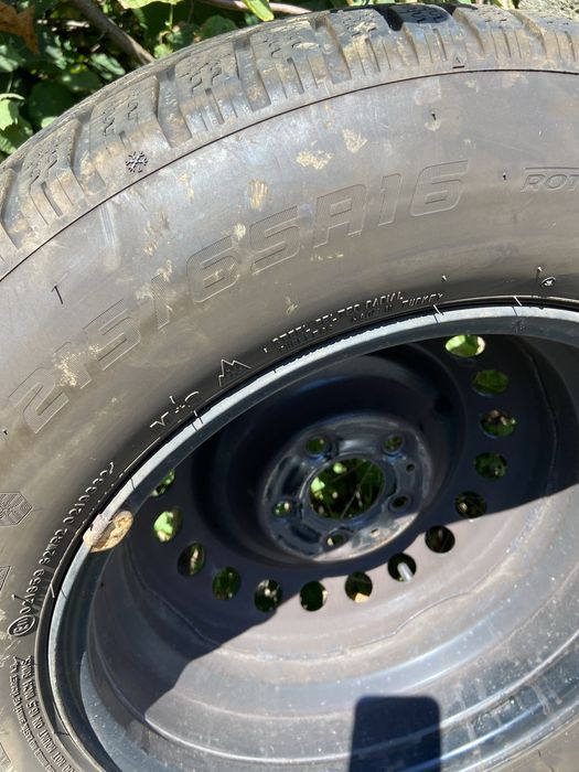 Джанти със гуми 215/65/16 Зимни