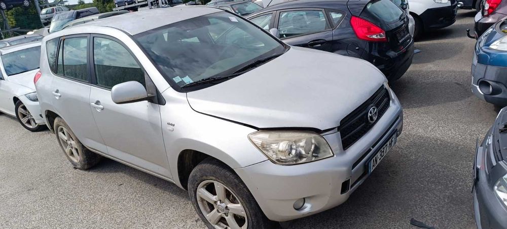 Toyota Rav-4 2.2D4D 2006-2011г. на части