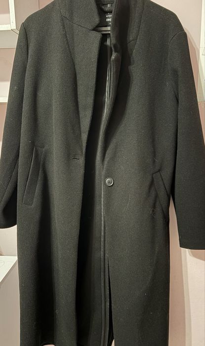 Черно жарсено палто