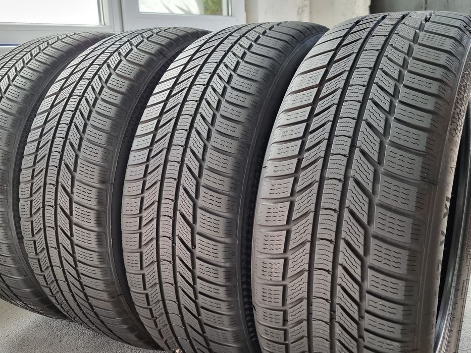 "Dot 22" 215/55/17 Continental 4Броя: 350лв 6мм