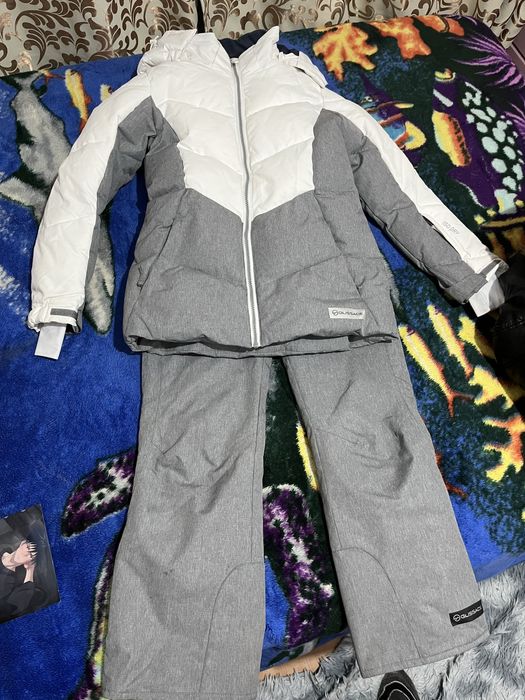 Горнолыжный костюм