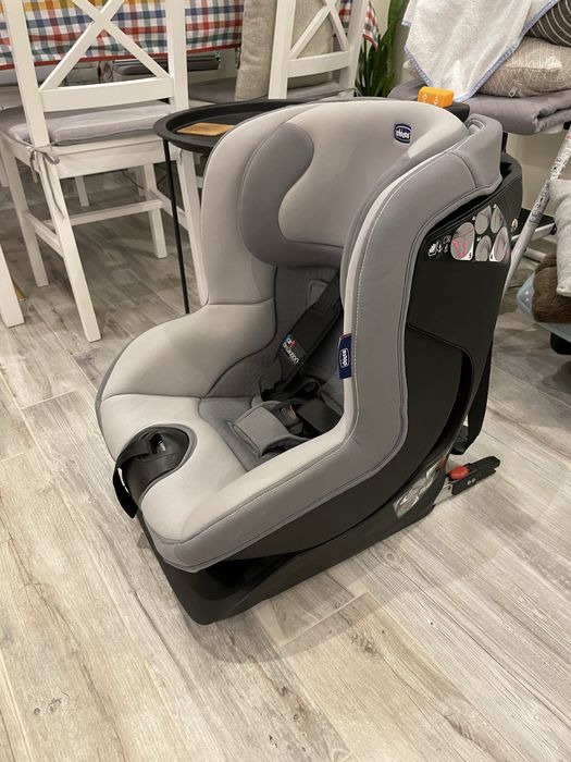 Chicco столче за кола Oasys 1 Isofix moon