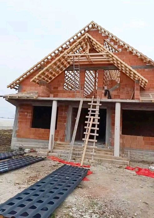 Constructii case, montaj acoperisuri, reparatii acoperisuri