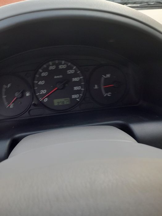 Vând Mazda  (2001) – Mașină demo, adusă din Austria