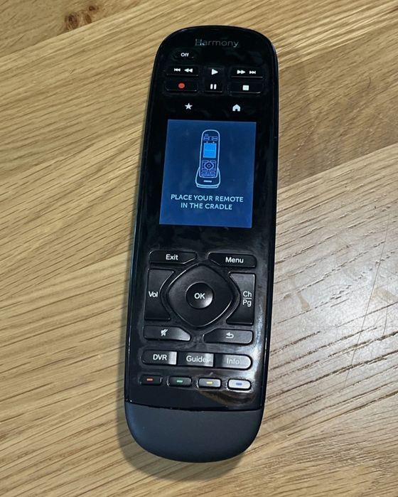Telecomanda universala logitech harmony touch