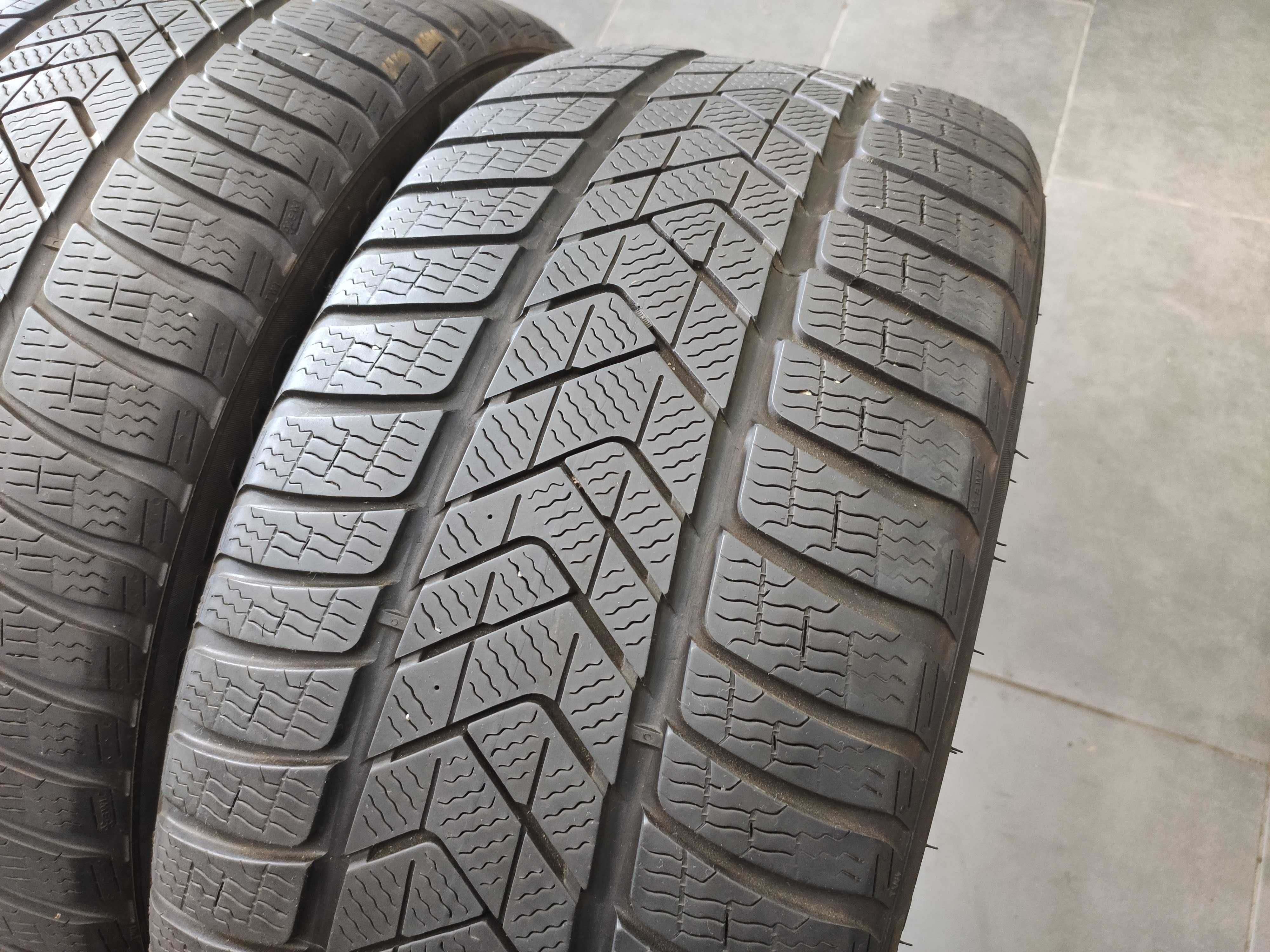 Зимни Гуми Пакет 245 45 18 и 275 40 18 - Pirelli