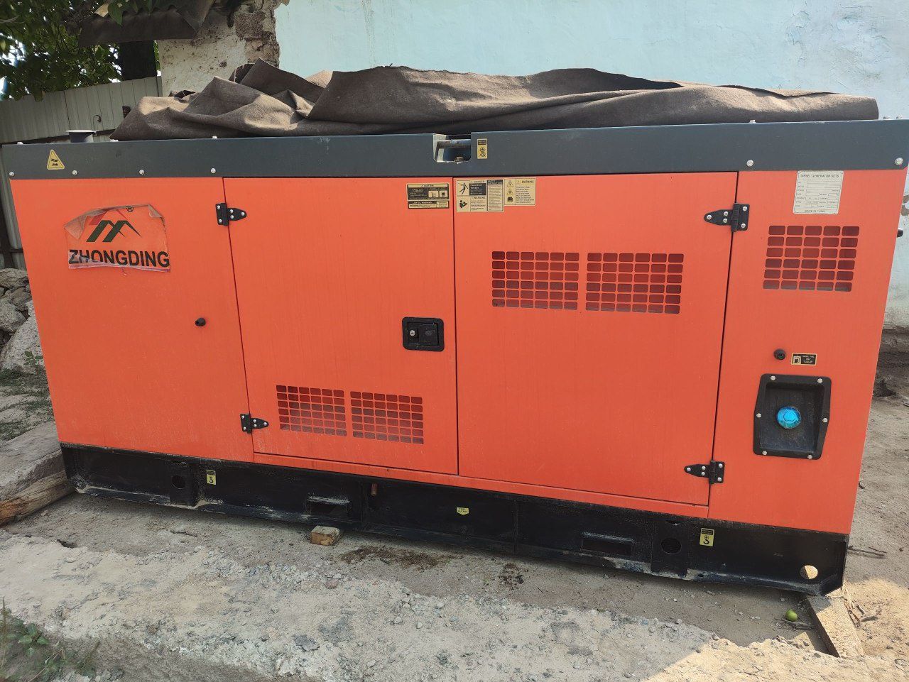 Generator 100 kv