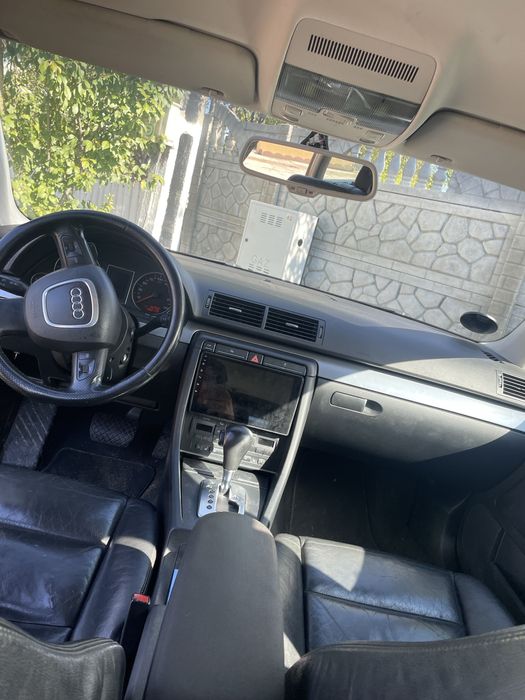 Vand sau schimb audi a4b7