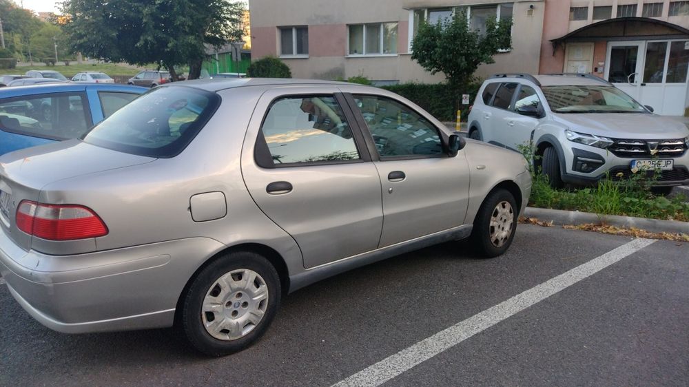 Vând Fiat Albea 2006