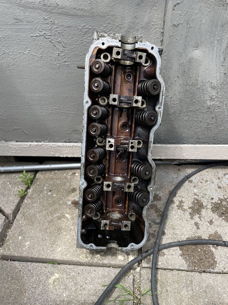 Глава за NISSAN terrano 2,4 бензин