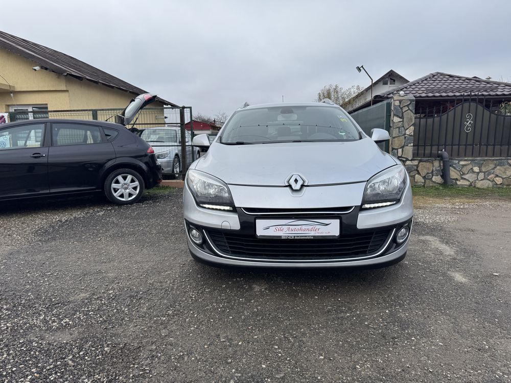 Renault Megane 1.5 Diesel *navigatie*2013**Automat* Rate/avans zero**