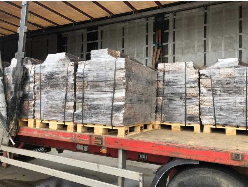 brichete pini key import Ucraina