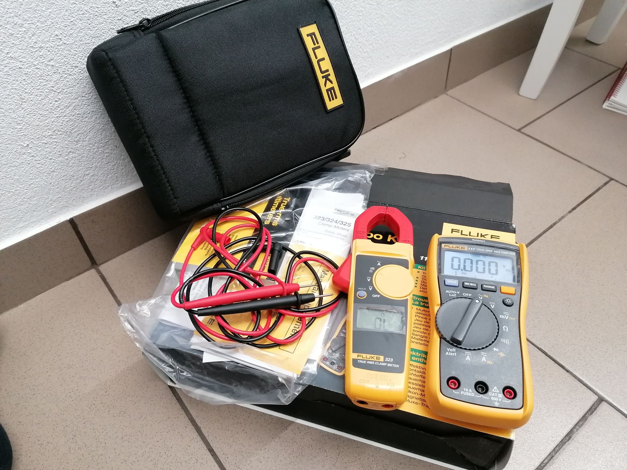 Fluke combo kit 117/323