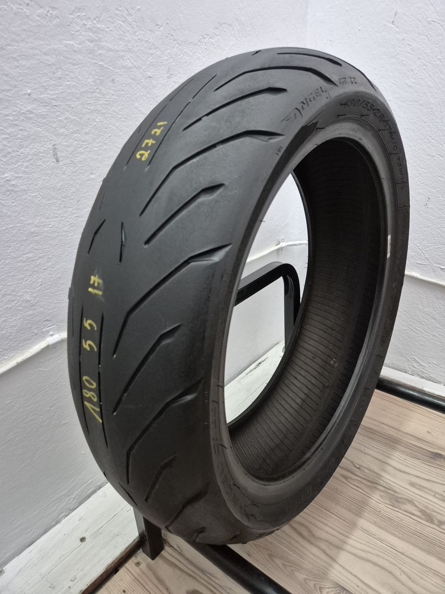 Anvelopa moto 180 55 17 Pirelli Angel gt 2 dot 2721