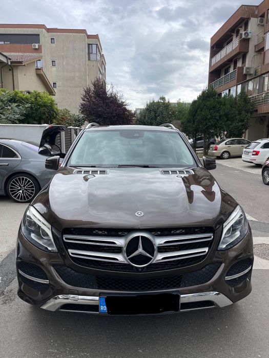 Mercedes-Benz GLE unic proprietar de noua