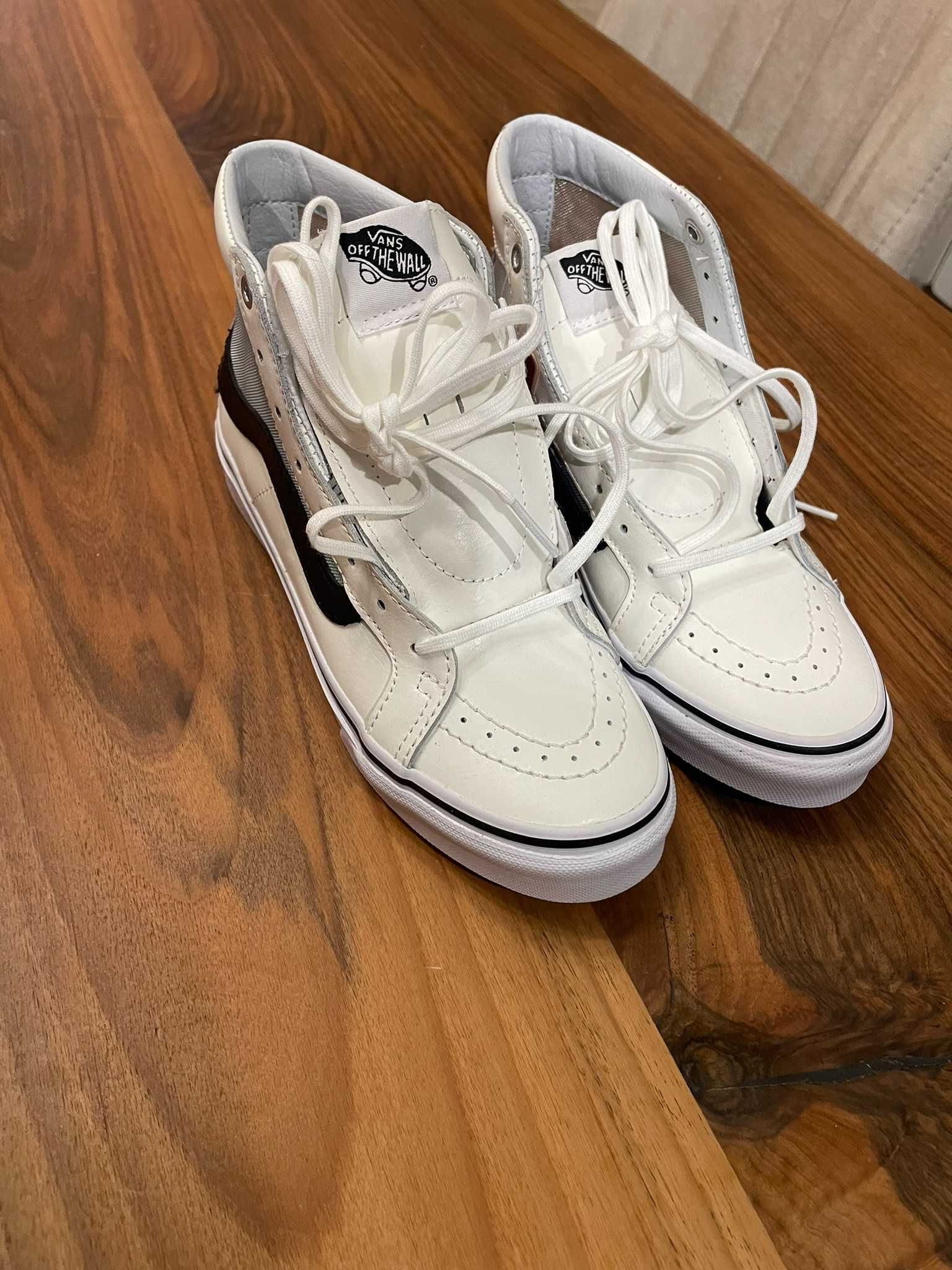 Детски спортни обувки Vans