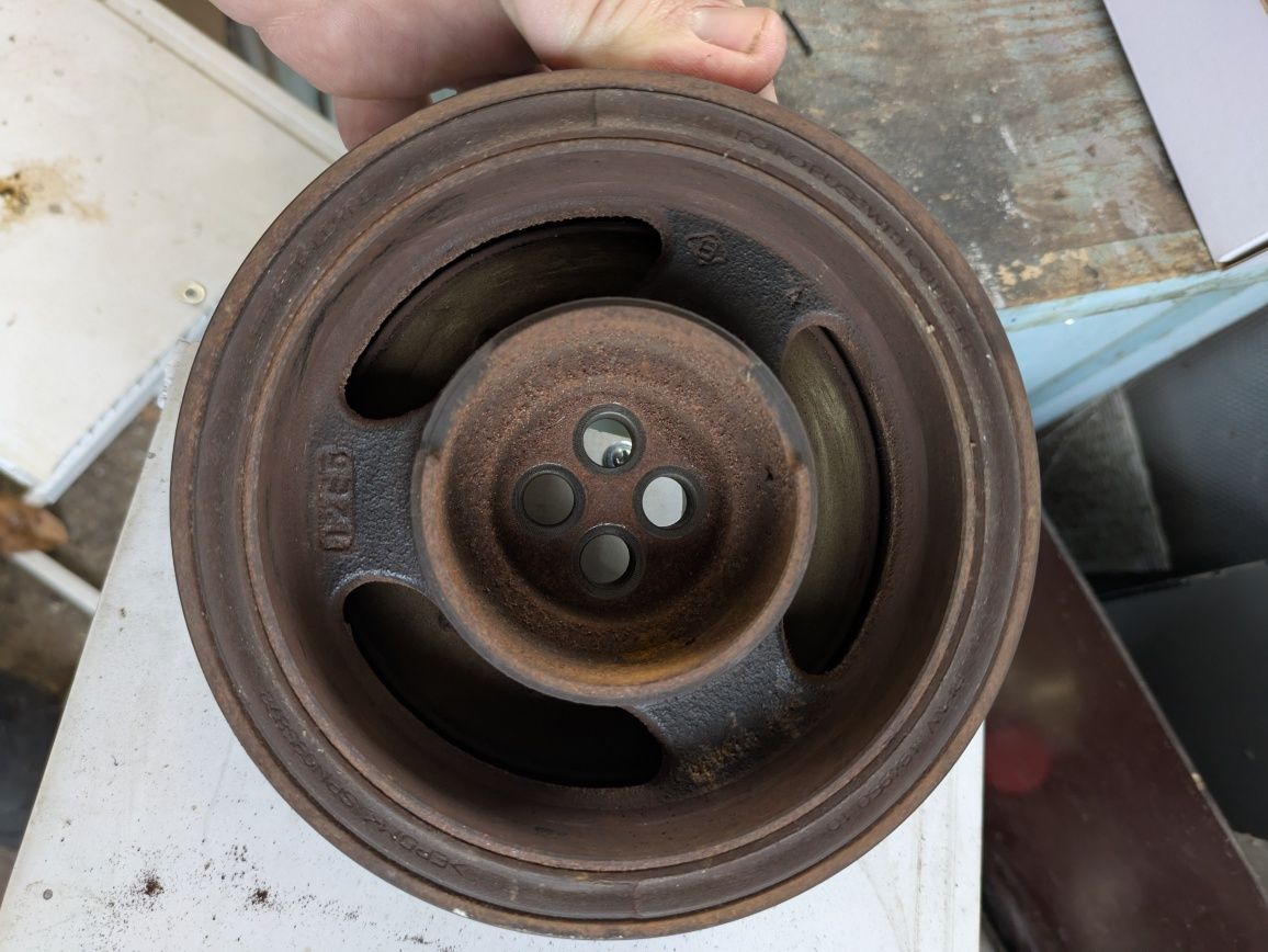 Демпферна шайба BMW F46