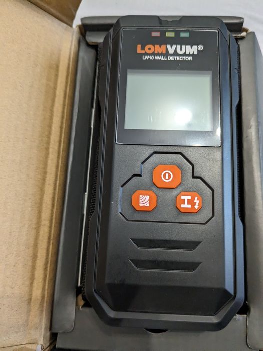 LOMVUM wall detector