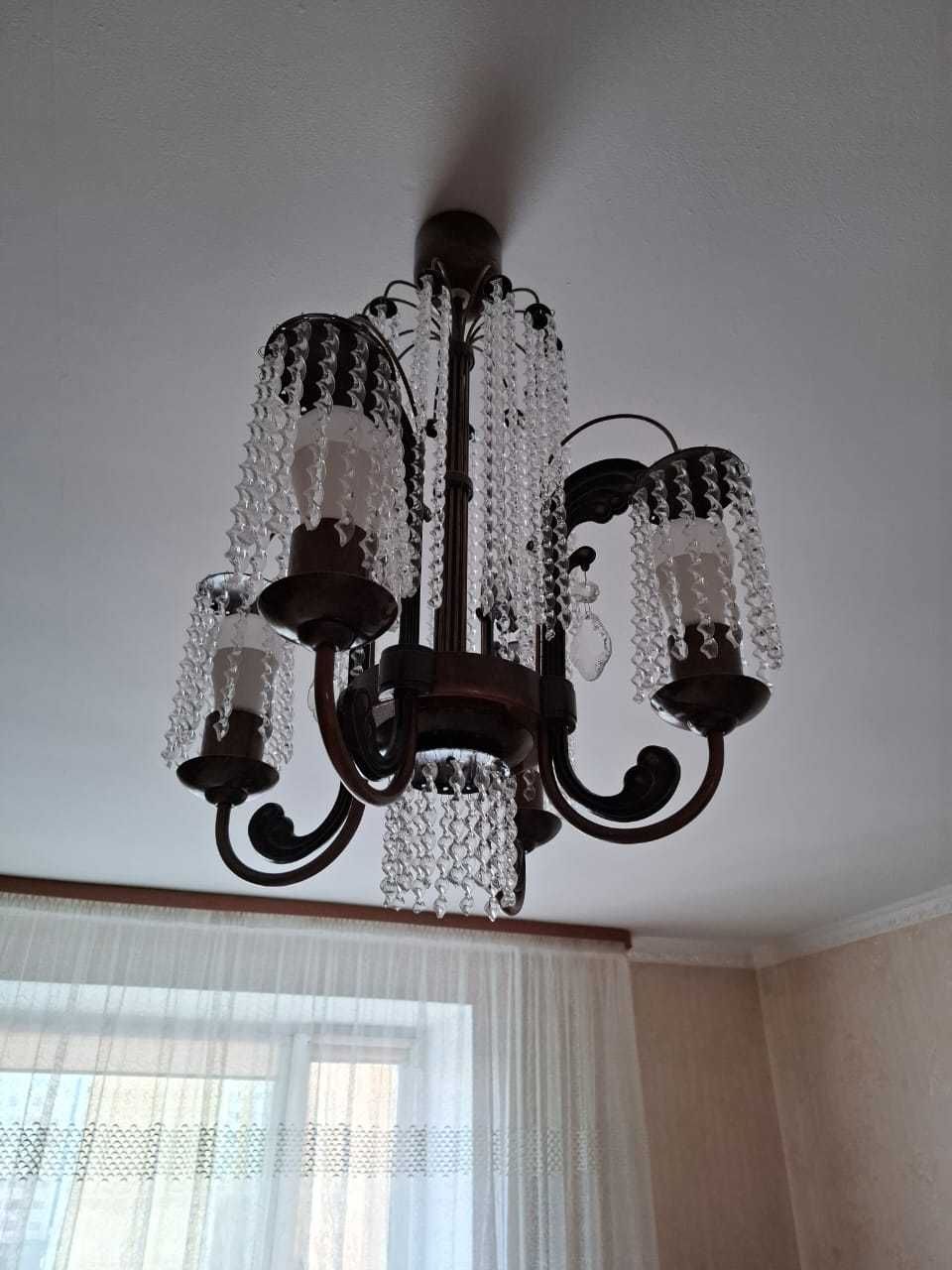 Продам люстру винтажную