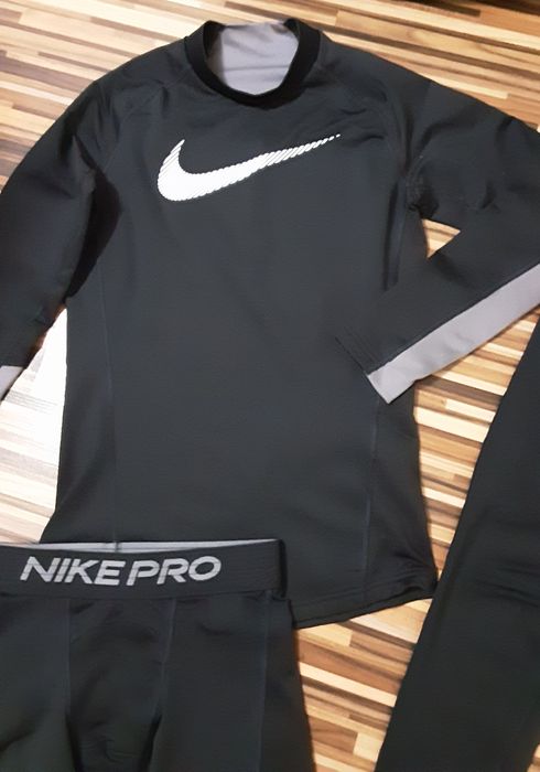 (XL 158-170) NIKE PRO оригинални термо дрехи