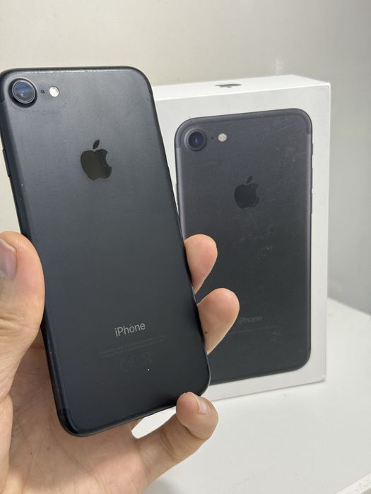 Продам айфон 7 в отличном состояний