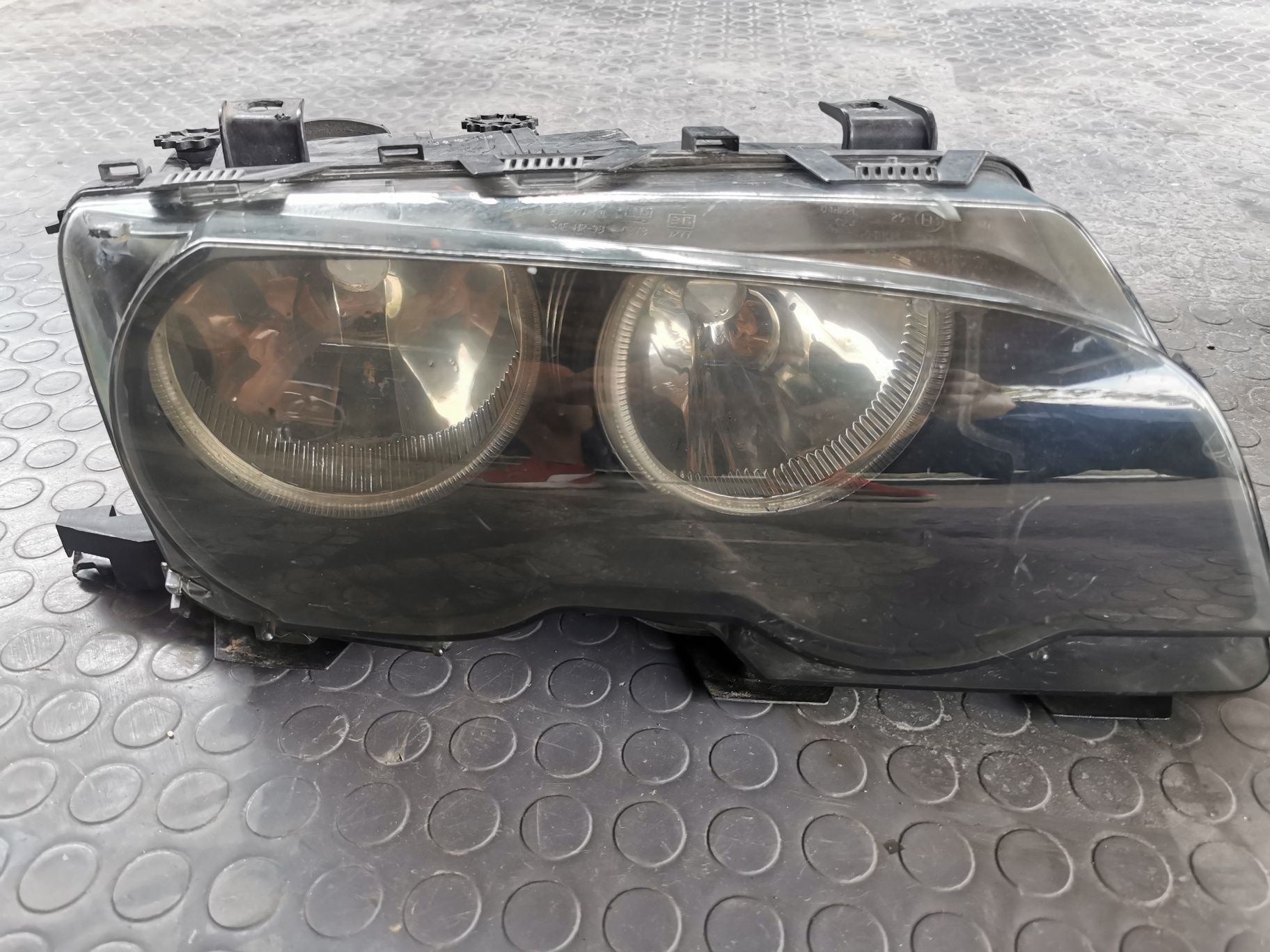 Фарове за BMW е46 купе преди фейс