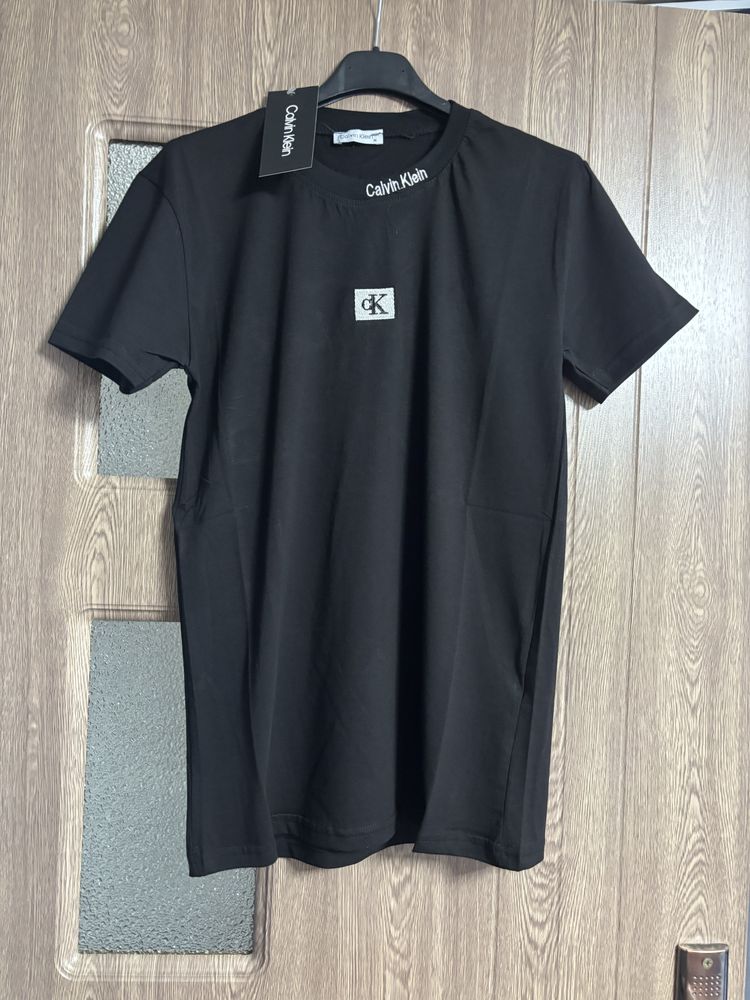 Tricouri unisex