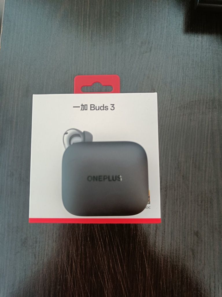 Продается наушники Oneplus buds 3